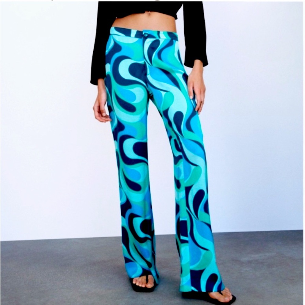 Zara Safia Wavy Satin Flowy Wide
Straight Leg High Rise Pants